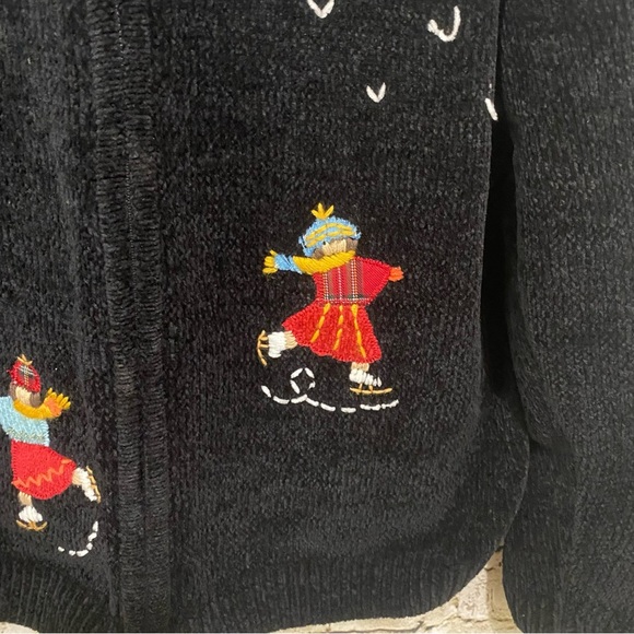 Vtg Alfred Dinner Black Chenille Snowflake Ice Skating Zip Up Sweater - Picture 5 of 7